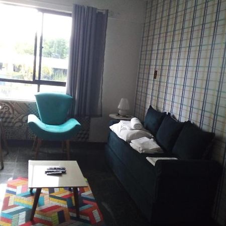 Flat Atlatic City Apart Hotel Barra Ondina Em Салвадор Екстериор снимка