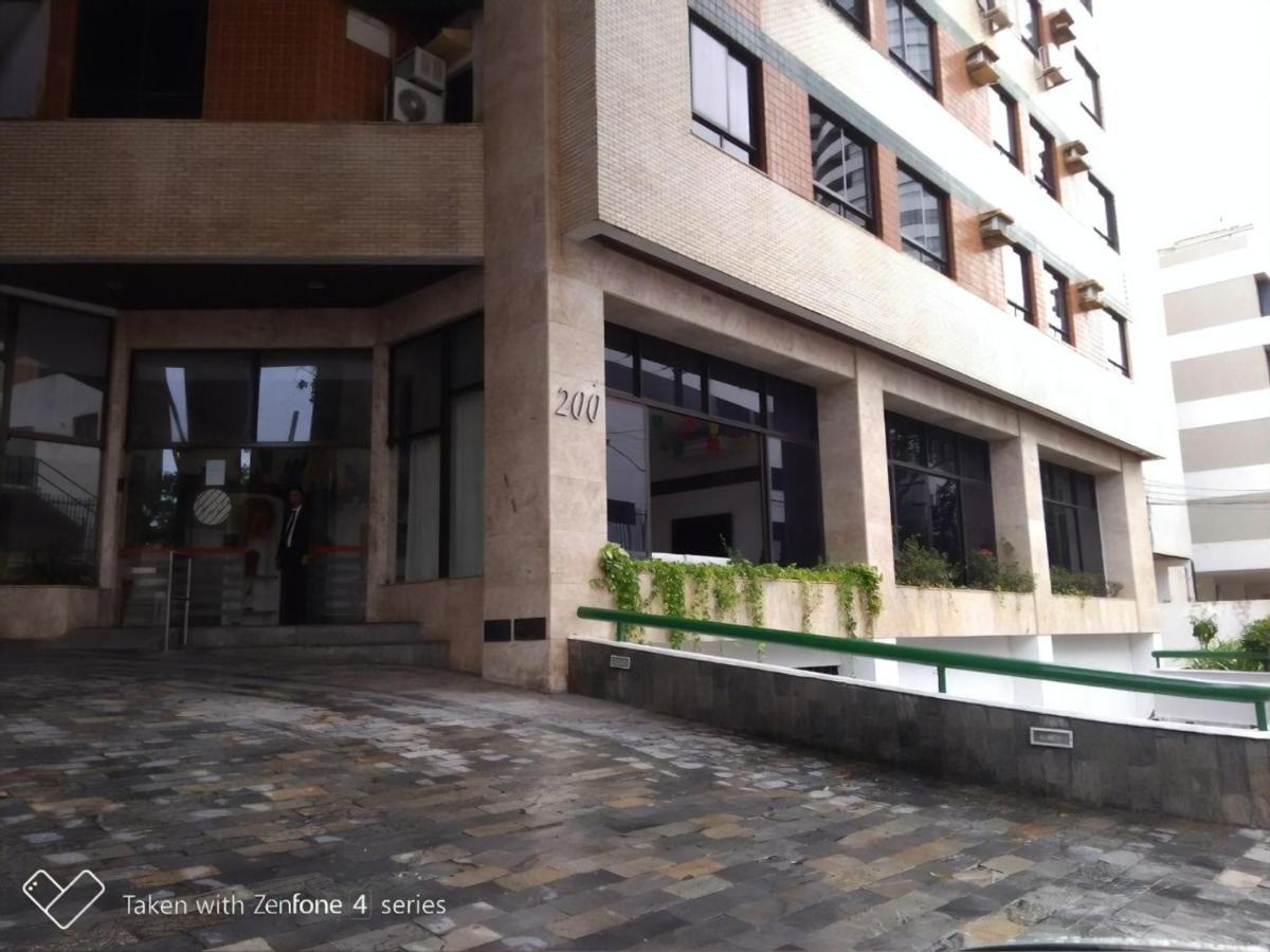 Flat Atlatic City Apart Hotel Barra Ondina Em Салвадор Екстериор снимка